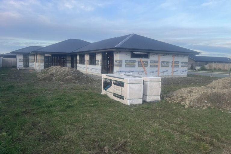 Photo of property in 35 Lunn Crescent, Leeston, 7632