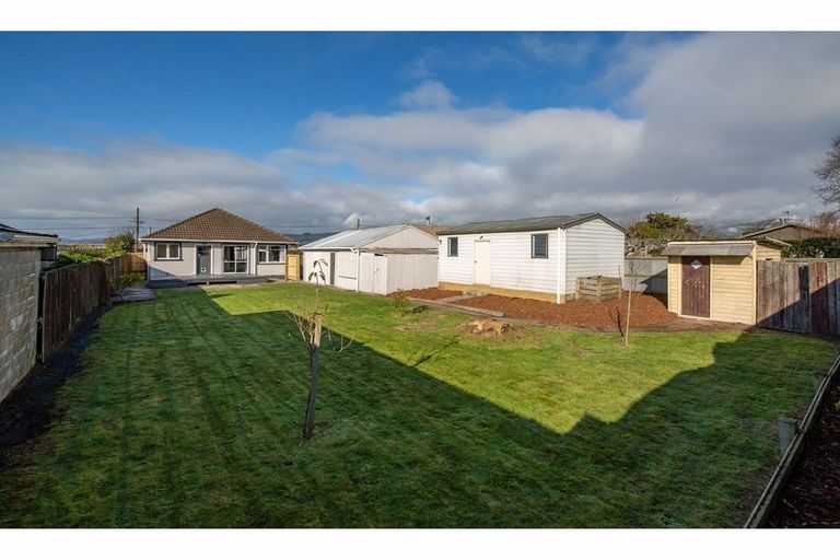 Photo of property in 131 Cuthberts Road, Aranui, Christchurch, 8061