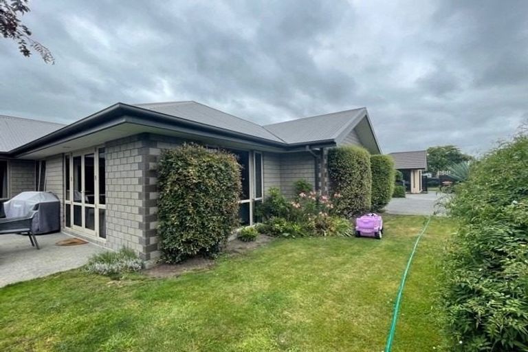 Photo of property in 11/5 Kennedys Bush Road, Halswell, Christchurch, 8025