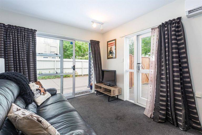 Photo of property in 1/265 Fitzgerald Avenue, Christchurch Central, Christchurch, 8013