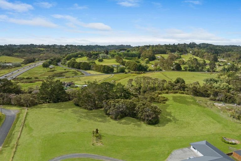 Photo of property in 11 Redvale Rise, Redvale, Auckland, 0794