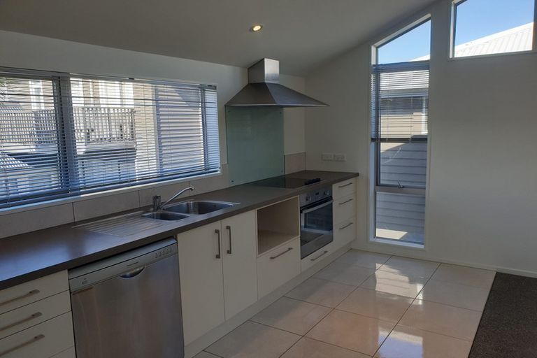 Photo of property in 66b Springfield Road, St Albans, Christchurch, 8014