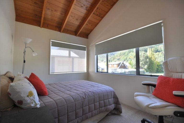 Photo of property in 6a Campbell Court, Pauanui, Hikuai, 3579