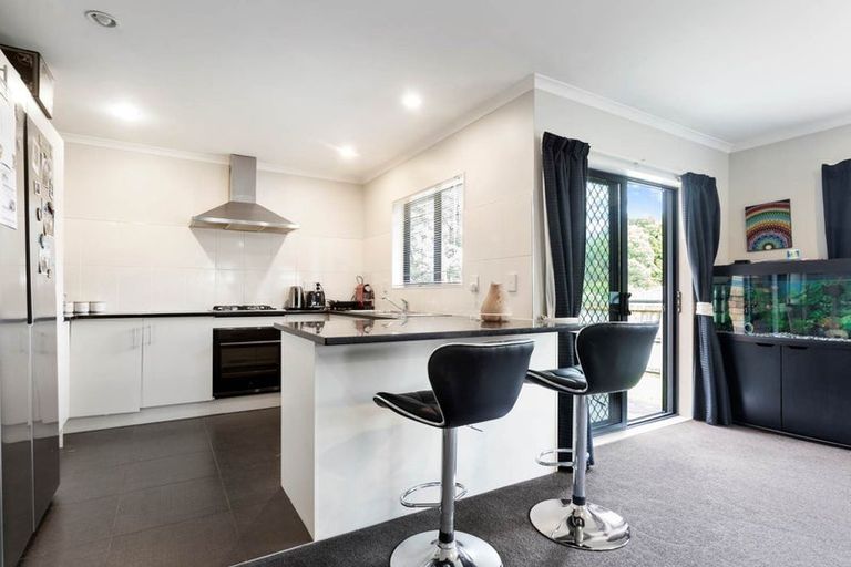 Photo of property in 45f Brandon Road, Glen Eden, Auckland, 0602