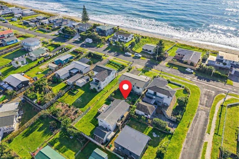 Photo of property in 22b Pukehina Parade, Pukehina, Te Puke, 3189
