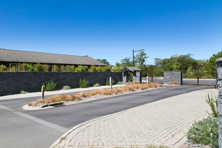 Photo of property in 17 Parawera Drive, Acacia Bay, Taupo, 3330