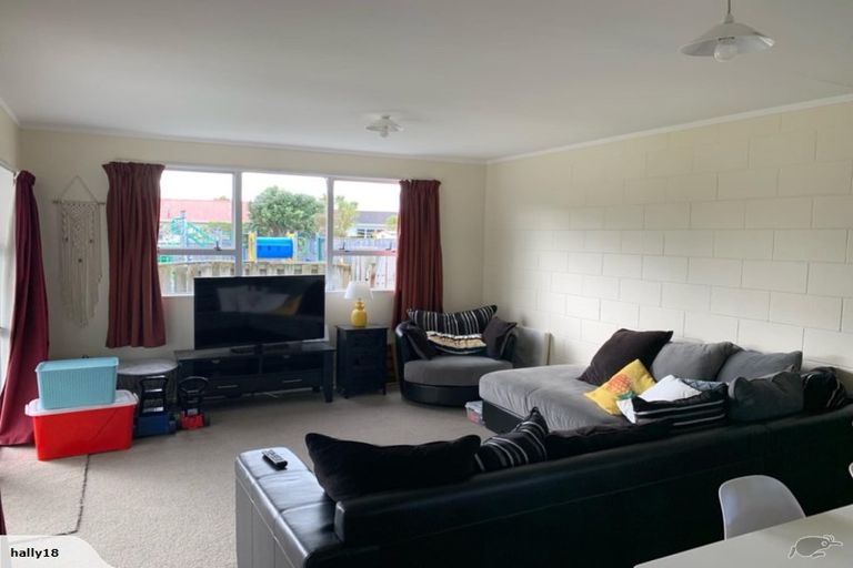 Photo of property in 173a Mitchell Street, Brooklyn, Wellington, 6021