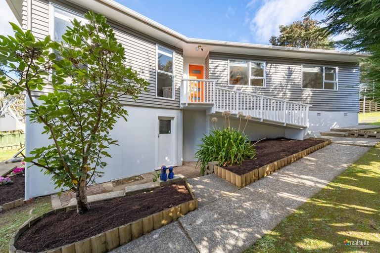 Photo of property in 59 Beaumaris Crescent, Ascot Park, Porirua, 5024
