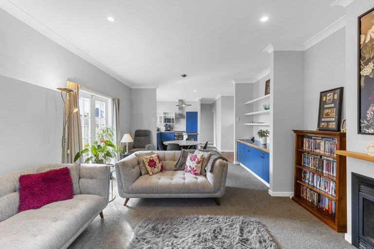 Photo of property in 22 Kingswood Street, Takaro, Palmerston North, 4412