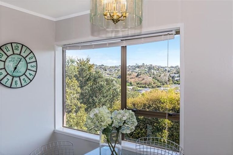 Photo of property in 2/36 Shanaway Rise, Hillcrest, Auckland, 0627