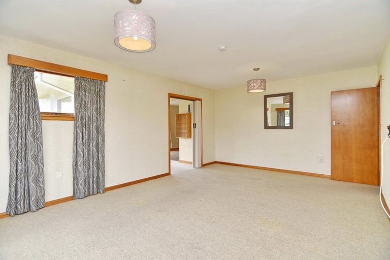 Photo of property in 84 East Belt, Rangiora, 7400