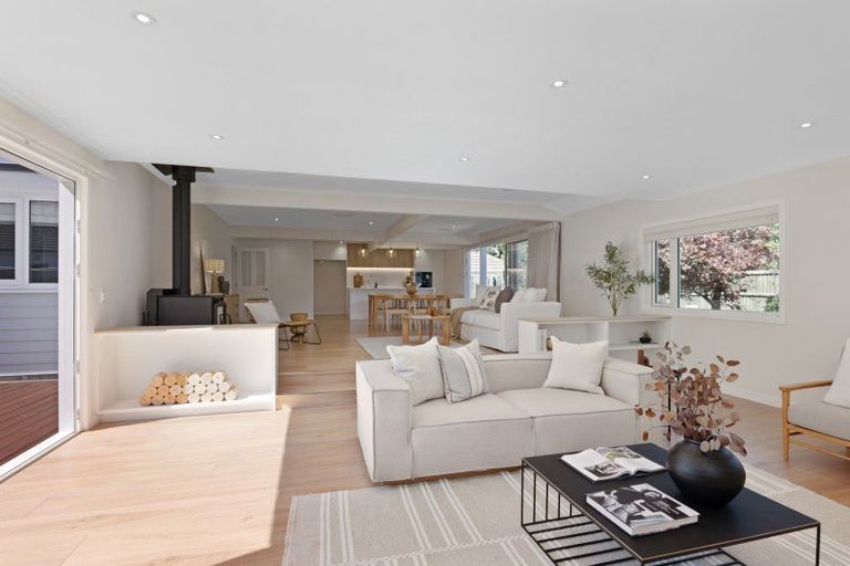 Photo of property in 43 Wai-iti Terrace, Burnside, Christchurch, 8052