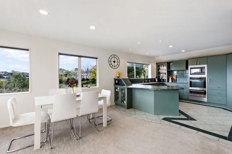 Photo of property in 24b View Road, Shelly Park, Auckland, 2014