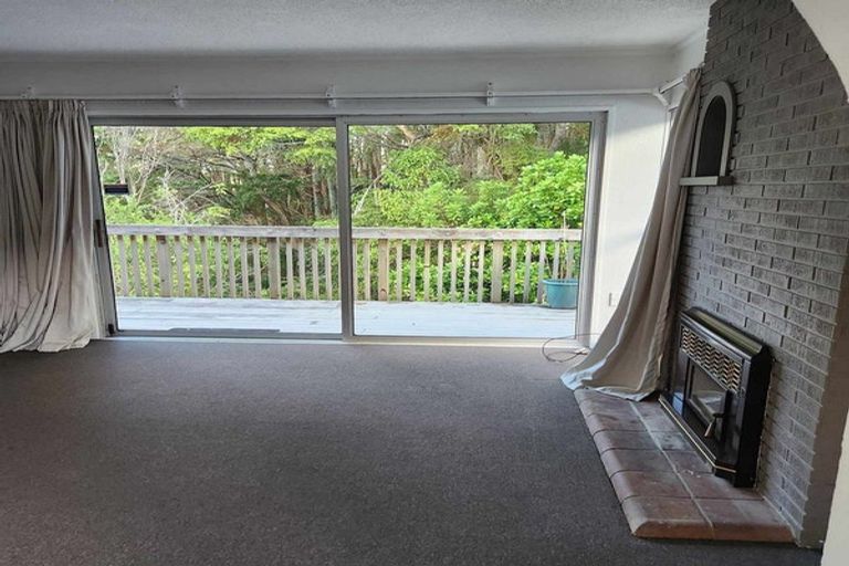 Photo of property in 69 Holland Road, Hillcrest, Auckland, 0627