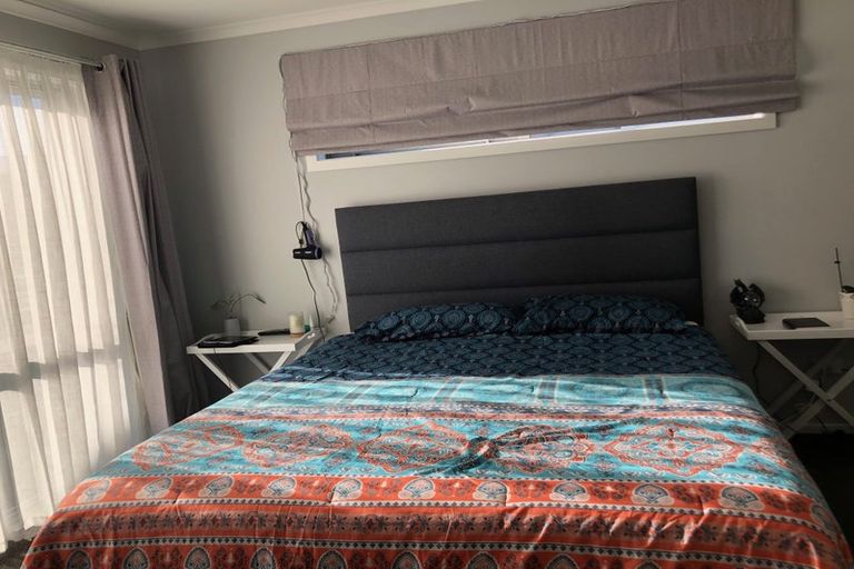 Photo of property in 3 Taiko Place, Kenepuru, Porirua, 5022