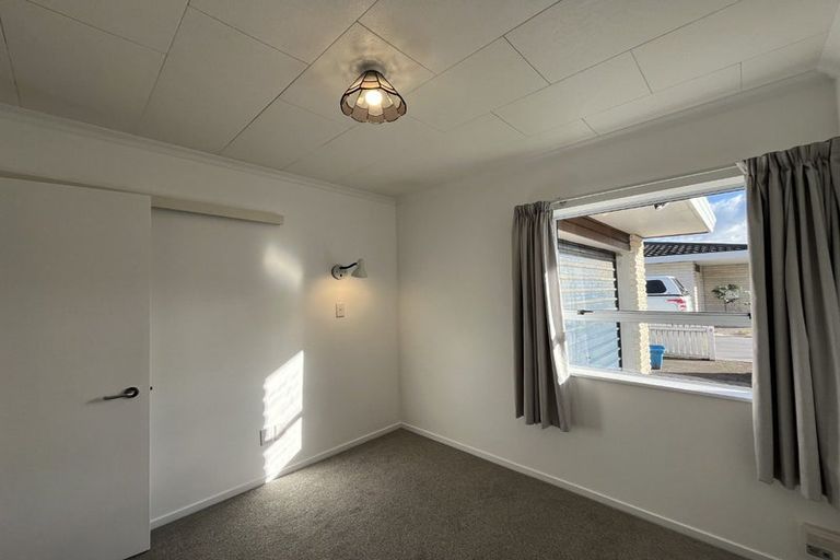 Photo of property in 2/31 Fitzroy Road, Fitzroy, New Plymouth, 4312