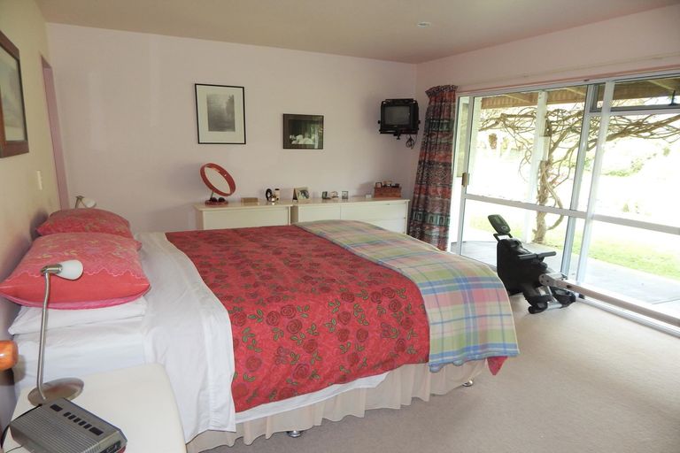 Photo of property in 215 Rangitane Road, Kerikeri, 0294