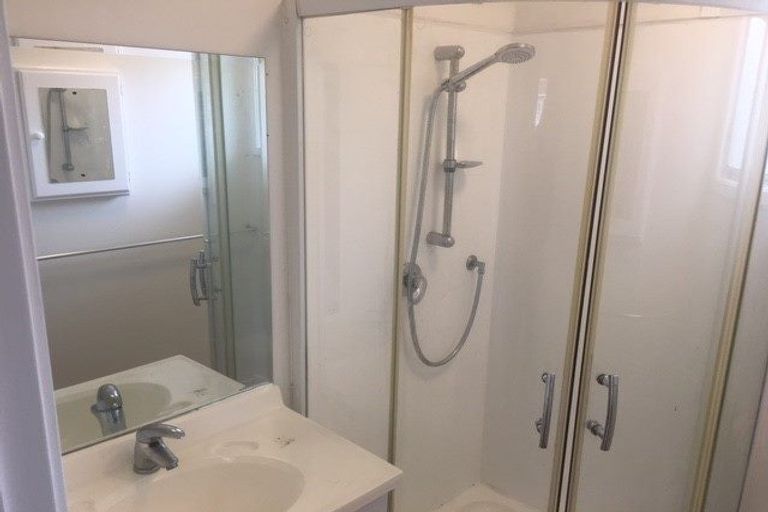 Photo of property in 1/29 Kindergarten Drive, Conifer Grove, Takanini, 2112