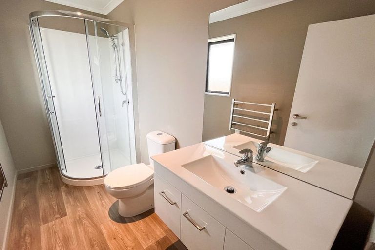 Photo of property in 10 Larissa Road, Halswell, Christchurch, 8025