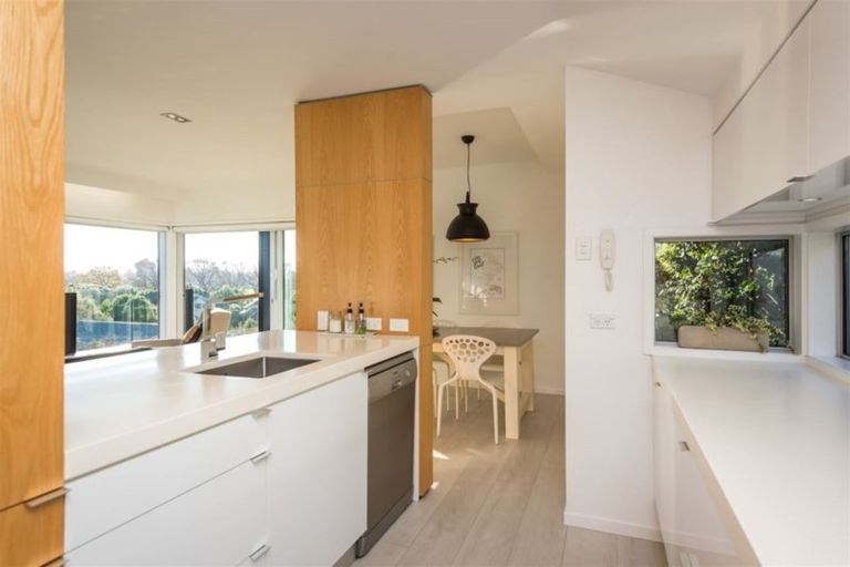 Photo of property in 2 Rapaki Road, Hillsborough, Christchurch, 8022