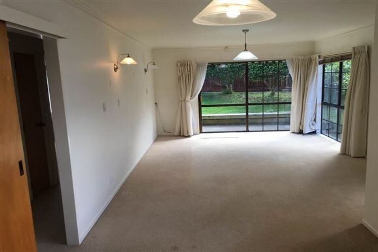 Photo of property in 1/110 Owairaka Avenue, Mount Albert, Auckland, 1025