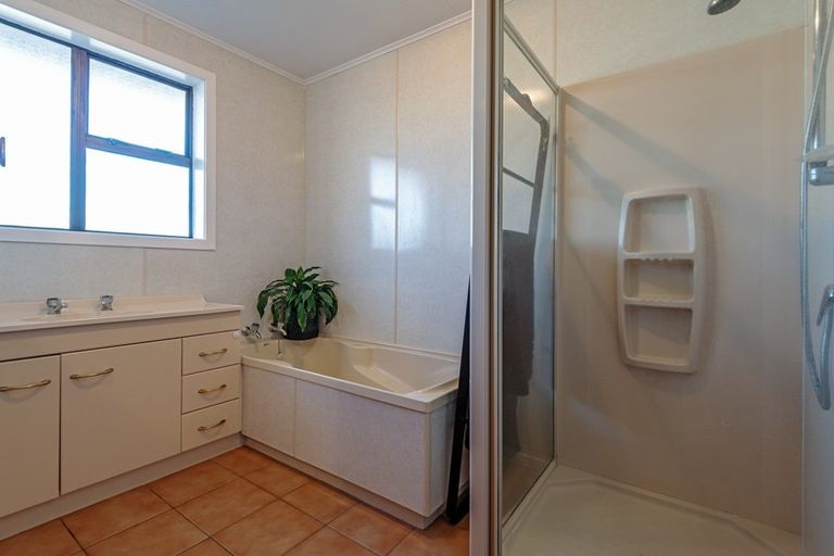 Photo of property in 12a Russell Street, Feilding, 4702