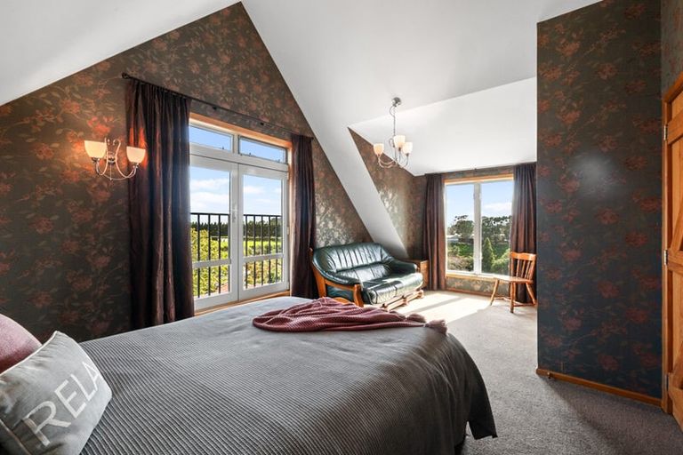 Photo of property in 211 Smart Road, Hillsborough, New Plymouth, 4372