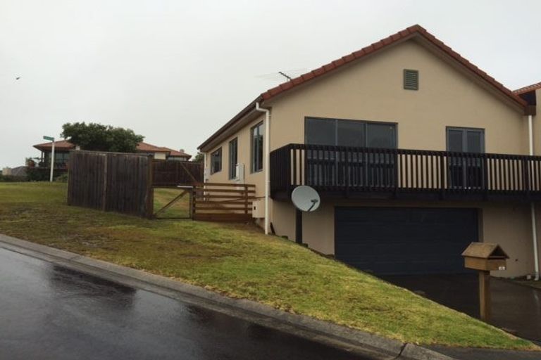 Photo of property in 2 Alverna View, Gulf Harbour, Whangaparaoa, 0930