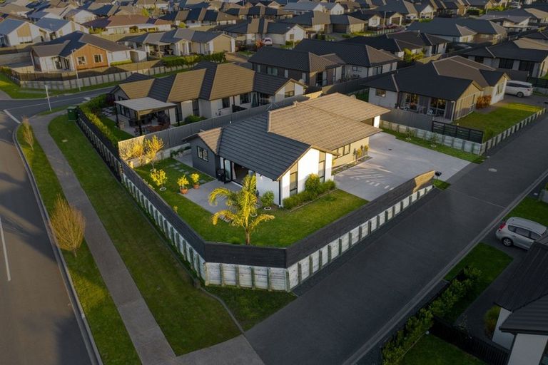 Photo of property in 1 Shea Lane, Pyes Pa, Tauranga, 3112