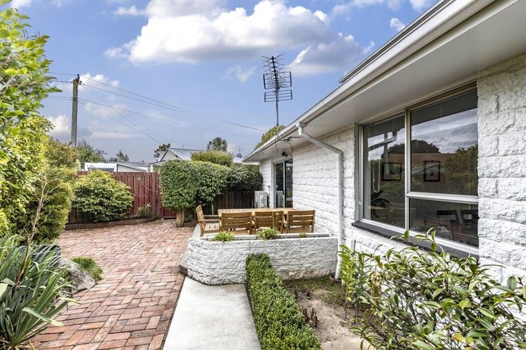 Photo of property in 1/6 Croziers Road, St Albans, Christchurch, 8052