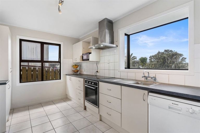 Photo of property in 58 Thompson Terrace, Manurewa, Auckland, 2102