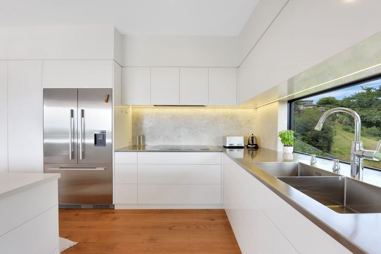 Photo of property in 6 Mount Street, Nelson South, Nelson, 7010