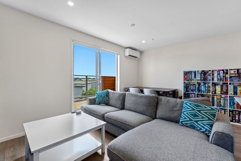 Photo of property in 205/160c Hobsonville Point Road, Hobsonville, Auckland, 0616