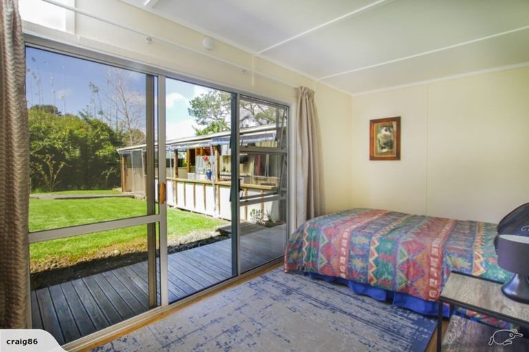 Photo of property in 100 Motukaraka Point Road, Kohukohu, 0491