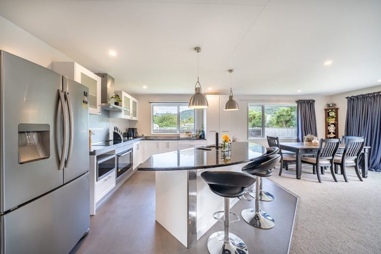 Photo of property in 30a Rimutaka Street, Trentham, Upper Hutt, 5018