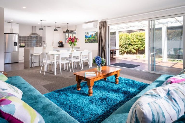 Photo of property in 6 Konini Crescent, Waikanae Beach, Waikanae, 5036