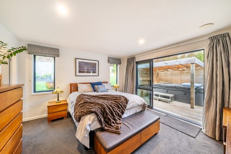 Photo of property in 15 Pacific View, Whitby, Porirua, 5024