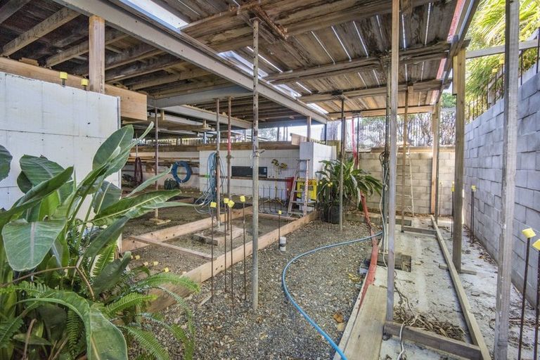 Photo of property in 84a Vauxhall Road, Narrow Neck, Auckland, 0624