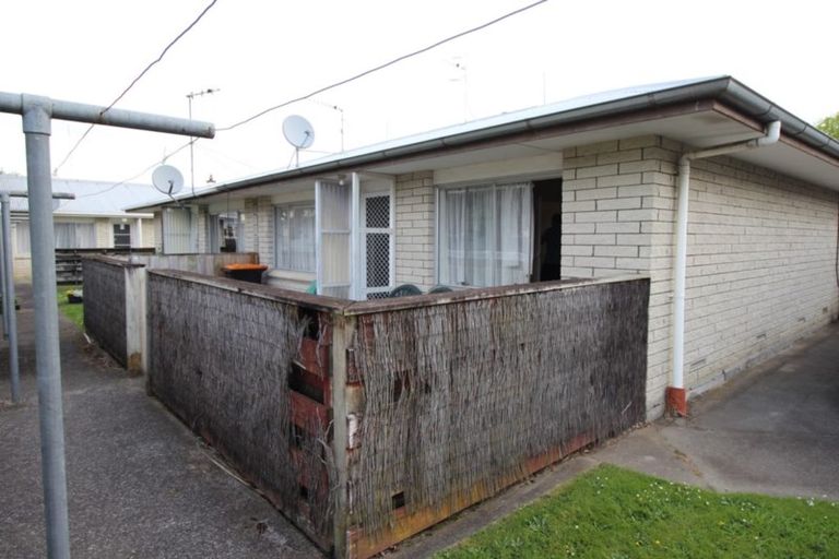 Photo of property in 7 South Street, West End, Palmerston North, 4410