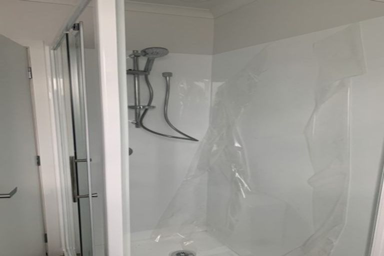 Photo of property in 98 Wood Street, Takaro, Palmerston North, 4410