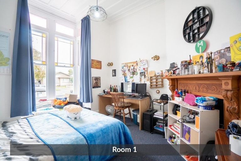 Photo of property in 35 Waldegrave Street, Palmerston North, 4410