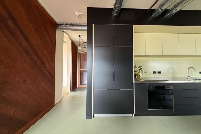 Photo of property in Rostrevor House, 130 Vivian Street, Te Aro, Wellington, 6011