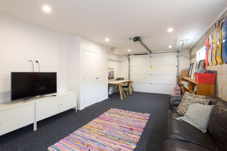 Photo of property in 76 Solan Drive, Waimauku, 0812