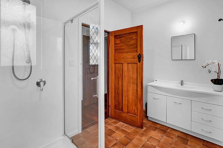 Photo of property in 193 Saint Aubyn Street, New Plymouth, 4310