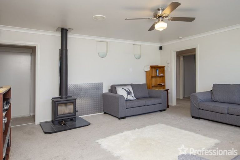 Photo of property in 25 Hilton Road, Carterton, 5713