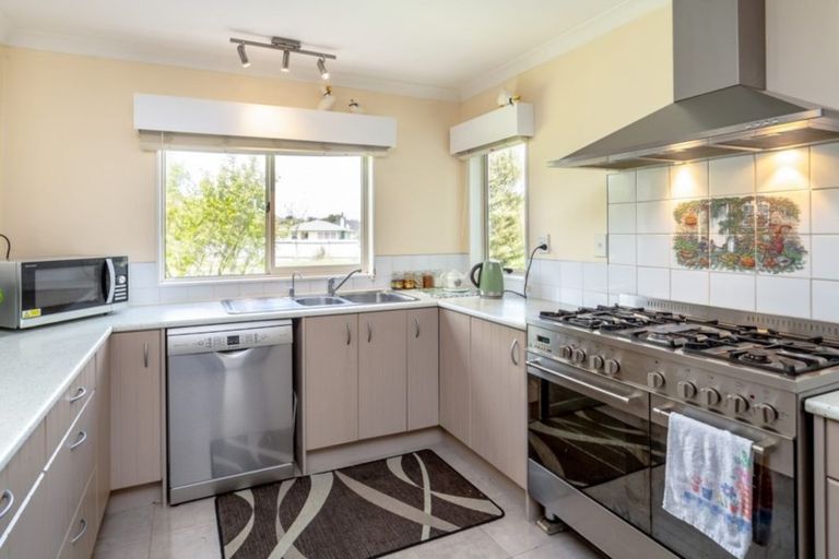 Photo of property in 109 Brandon Street, Featherston, 5710