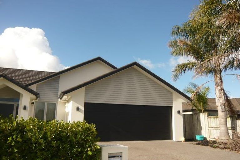 Photo of property in 2 Tallentire Crescent, Huntington, Hamilton, 3210