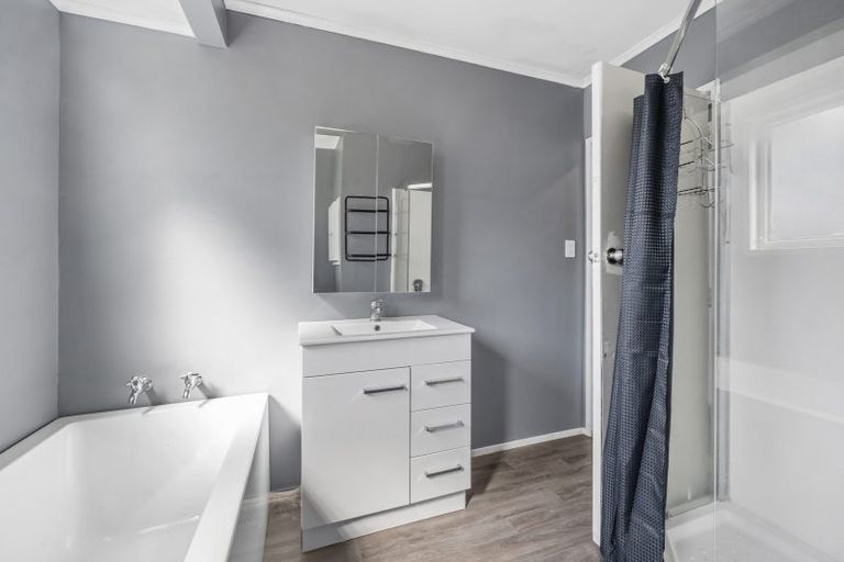 Photo of property in 24 Alison Street, Mangakakahi, Rotorua, 3015