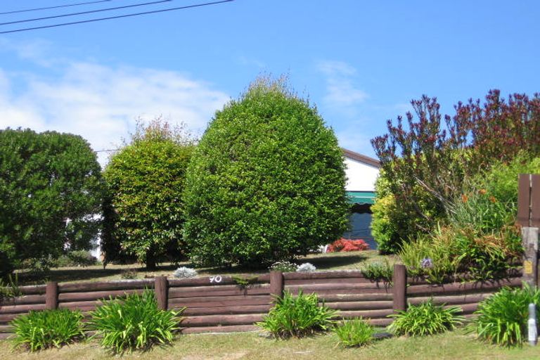 Photo of property in 90 Glenvar Road, Torbay, Auckland, 0630