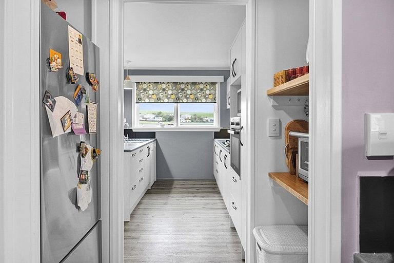 Photo of property in 108 Stanners Street, Eltham, 4322